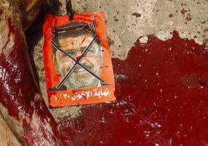 У Каїрі протестують прихильники Мурсі, на півночі Єгипту вбили трьох поліцейських