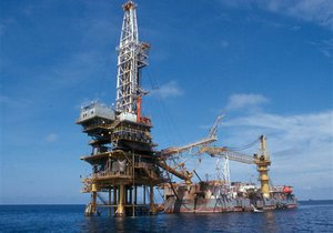 Україна і Росія обговорюють спільний видобуток нафти в Чорному та Азовському морях - Лавров