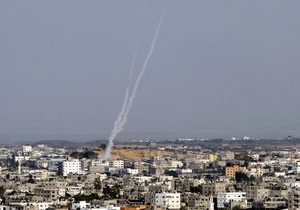 Израиль - ракета - По большому курортному городу Израиля выпустили несколько снарядов