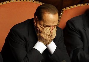 DW: Розкол у партії Берлусконі поглиблюється