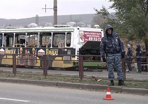 Новости России - теракт в Волгограде: В Дагестане после перестрелки с боевиками полицейские обнаружили пояса смертников и женские парики