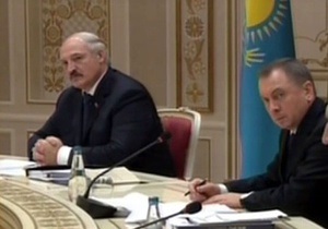Лукашенко сів у крісло Путіна на засіданні Євразійської економічної ради