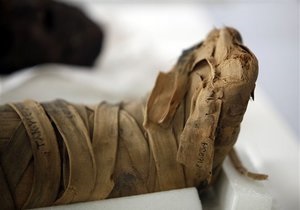 Наука - археологи - В жилом районе столицы Перу найдены две мумии доколумбовых времен