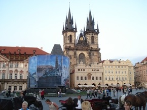 Клиент автосалона Автотрейдинг-Центр проведет осенний уикенд в Праге 