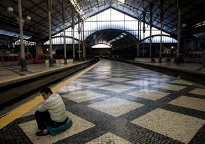 В Португалии бастуют 20 тысяч работников транспортной отрасли