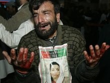 МВД Пакистана отчиталось о расследовании атак на Бхутто