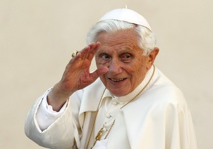 Папа Римский: Первая после объявления об отречении аудиенция собрала рекордное количество верующих