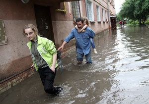 Ураган нанес Львову убытков приблизительно на 10 млн грн