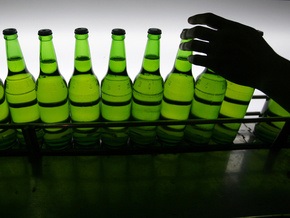 В Украине пиво приравняют к алкогольным напиткам и ограничат его продажу