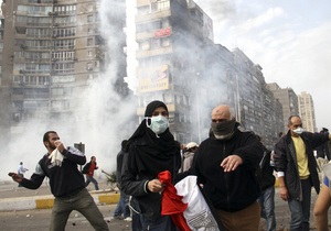 В Египте после отставки правительства массовые протесты продолжаются