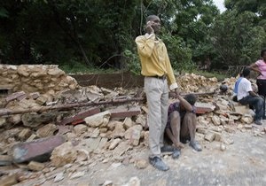 МИД: Разыскиваемые на Гаити украинцы спасены