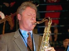 Билл Клинтон передал свой знаменитый саксофон в музей джаза