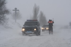 Ситуация на дорогах Украины: В МЧС заявляют о стабилизации ситуации на дорогах Украины В четырех областях продолжаются работы по расчистке дорог местного значения