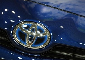 Toyota отзывает в США более 300 тысяч внедорожников