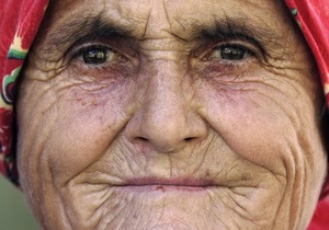 Исследование: В старости у людей снижается интеллект, но прибавляется мудрость