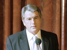 Ющенко ждет от Тимошенко реальных шагов по отмене антиконституционных законов