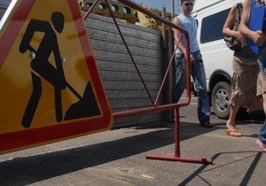 На мосту Патона в Киеве отремонтируют тротуары