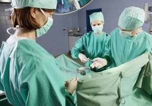 В США успешно провели полную трансплантацию лица
