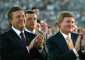 Янукович поздравил Ахметова с днем рождения