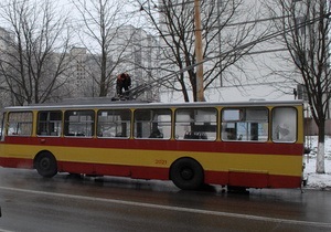 В Херсоне автомобиль председателя ОГА врезался в троллейбус