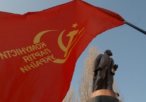 В двух городах Хмельницкой области неизвестные повредили памятники Ленину