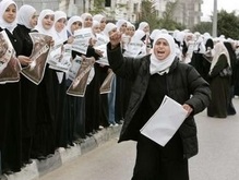 50 тысяч палестинских женщин и детей выстроились в живую цепь