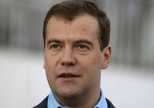 Медведев уверен, что в РФ можно создать красивые машины