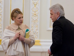 Тимошенко и Литвин поздравили выпускников школ