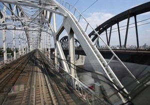 Дарницкий мост будут строить по ускоренному графику