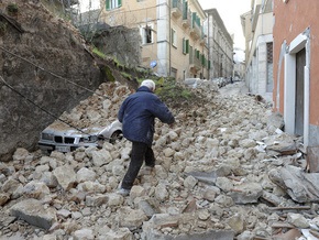 Число украинцев, погибших в результате землетрясения в Италии, возросло
