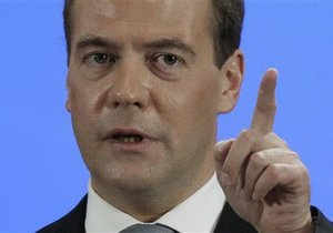 Медведев обязал российские учебные заведения предоставлять общежития чернобыльцам