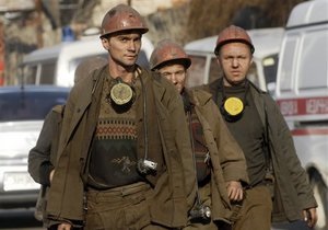 Авария на шахте в Макеевке: судьба десяти горняков неизвестна