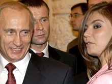 Остановлен выпуск издания, женившего Путина на Кабаевой