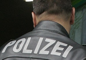 В Германии во время насильственного выселения мужчина захватил заложников