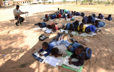 В Зимбабве четыре школы закрылись из-за  атак гоблинов 