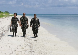 Делегация с Филиппин отправилась  покорять  острова, на которые претендуют шесть стран