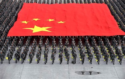 Корреспондент: Драконово войско. Пекин не жалеет средств на свою военную мощь 