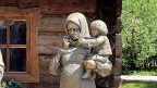 ВВС Україна: Мама по Скайпу. Що робити з дітьми заробітчан