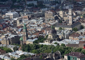 Львовские власти ищут причину неприятного запаха в городе