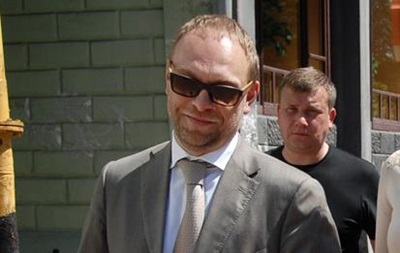Власенко подозревается в избиении бывшей жены