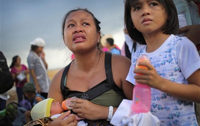 В толпу людей в столице Филиппин врезался автобус: погибли шесть человек, десятки ранены