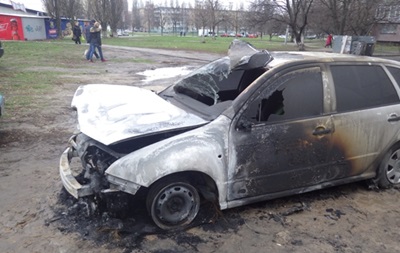 У Святошинському районі Києва внаслідок підпалу згоріли п ять авто