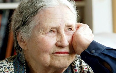 Скончалась автор бестселлеров и лауреат Нобелевской премии Дорис Лессинг