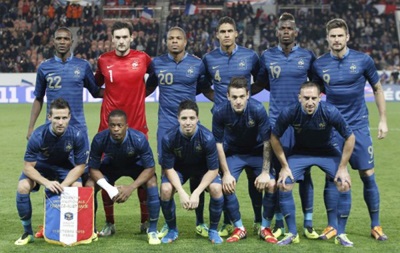 Фанат выставил сборную Франции на продажу после поражения от Украины