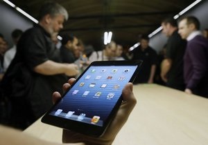После презентации iPad mini акции Apple упали почти на 3%