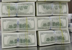 Доллар на межбанке стабильно держится у отметки 8,14 грн