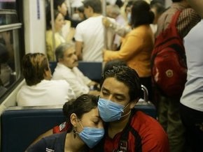 Глава ВОЗ: Вспышки свиного гриппа в Мексике и США могут перерасти в пандемию