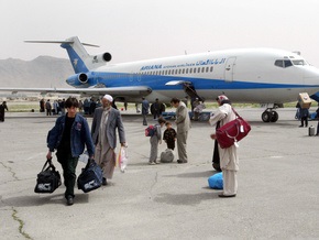 В афганскую провинцию Гельменд вновь стали летать гражданские самолеты