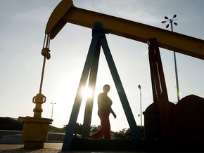 Цены на нефть немного упали