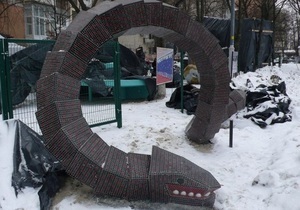 в Киеве появилась первая обучающая детская площадка